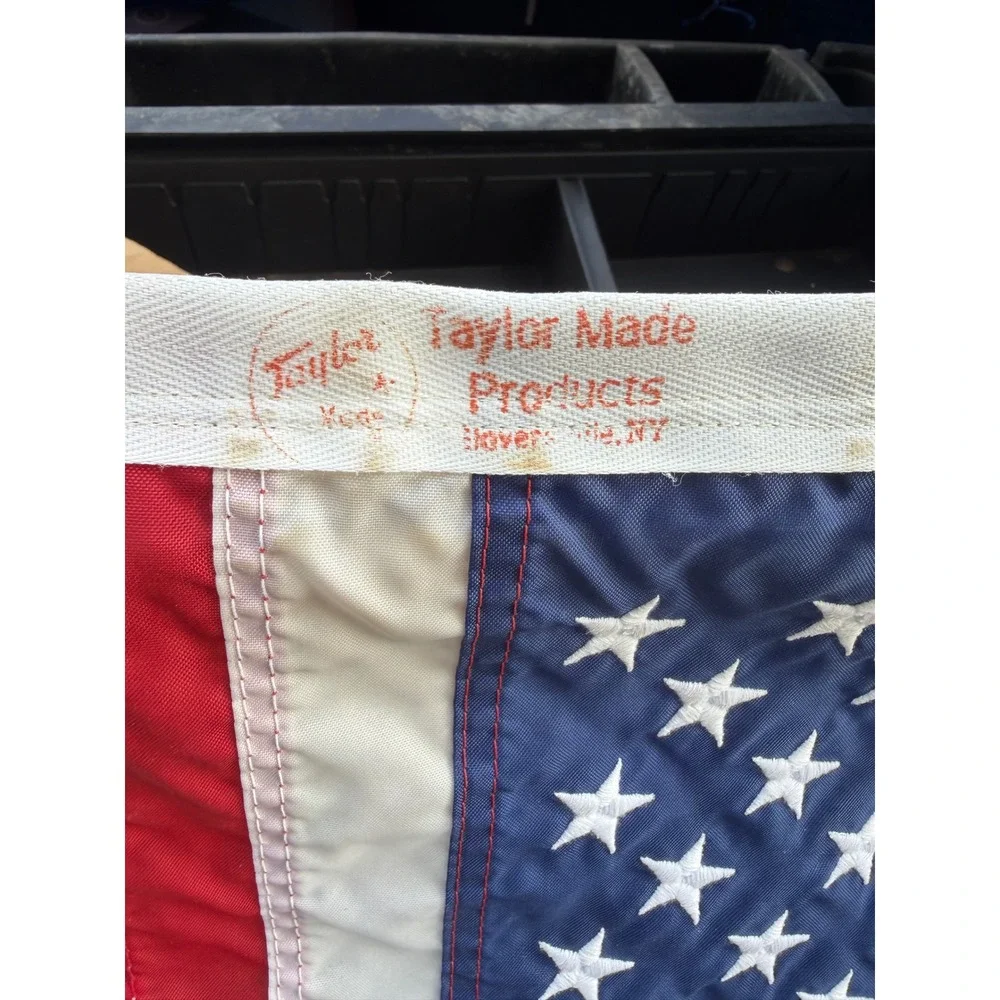 Vintage 50 Star Taylor Made Product American Flag w Wooden Pole Red White blue